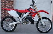 2004 Honda CR 250 F photo